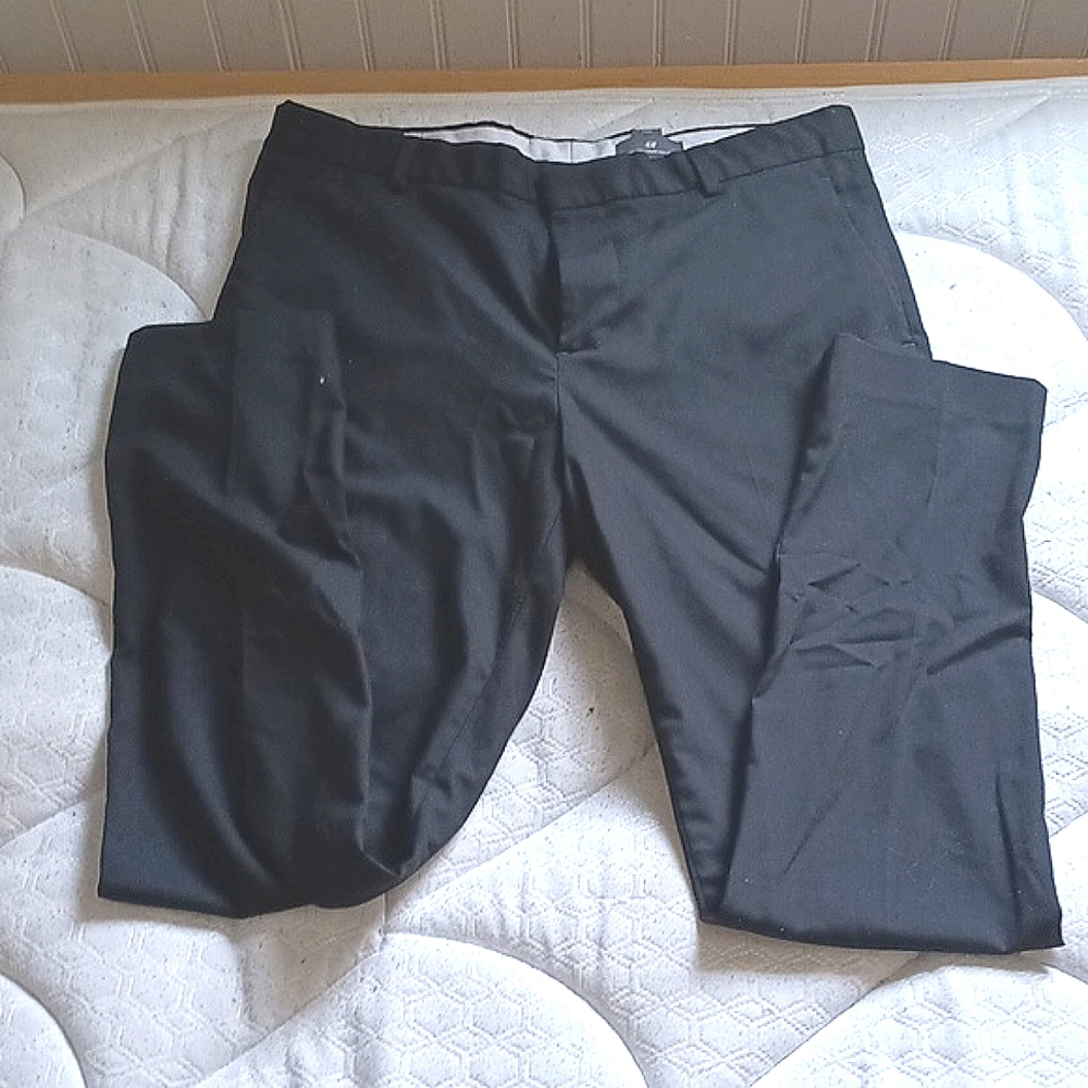 [H&M - 34R] Black Slacks